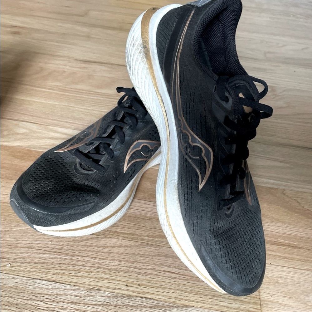 Running Shoes - Picture 4 of 9